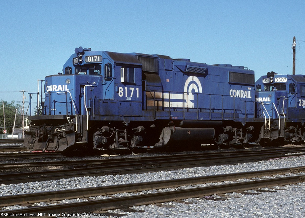 CSX SD40-2 8171